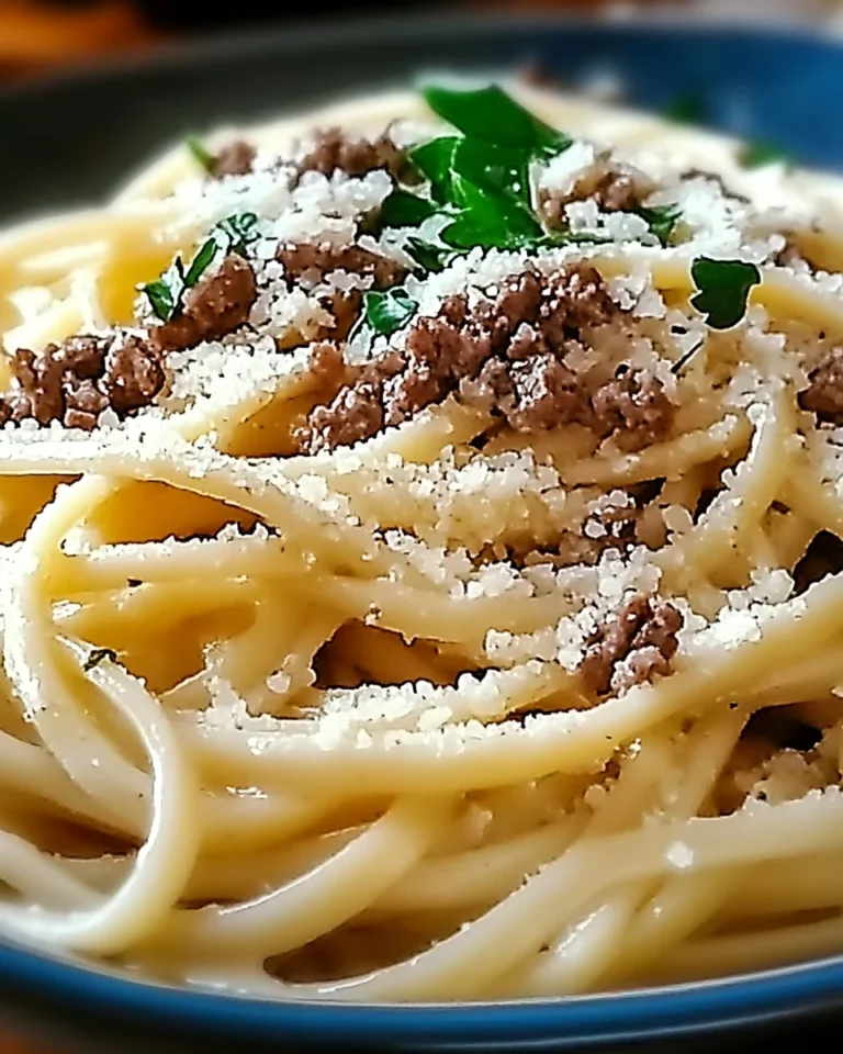 Cheesy Garlic Butter Linguine Beef